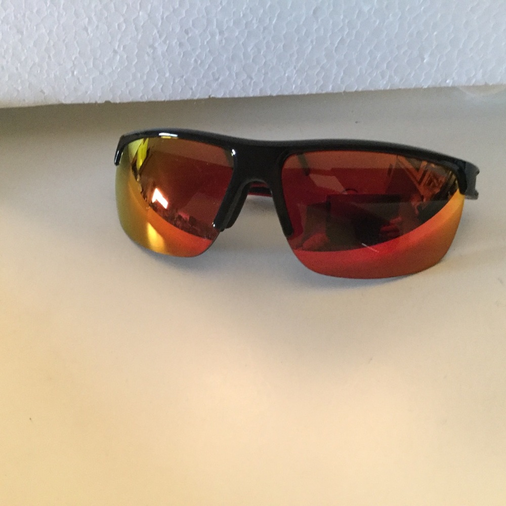 CARRERA BLACK RED FLAME MIRRORED SUNGLASSES EUC